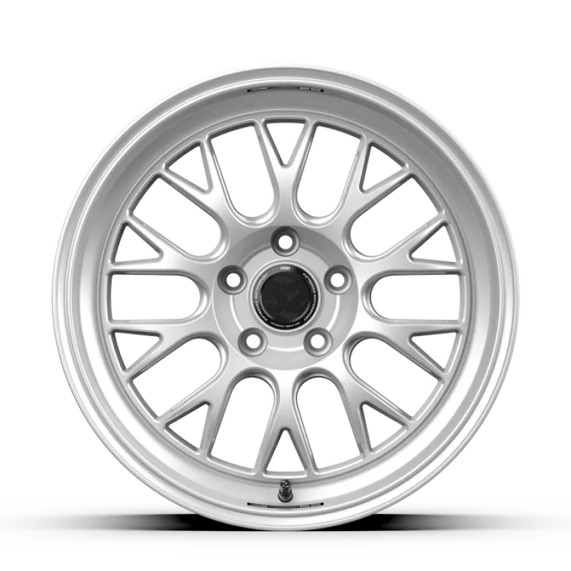 Fifteen52 Holeshot Rsr 18X9.5 5X120 22Mm Et 72.56Mm Center Bore Radiant Silver 1