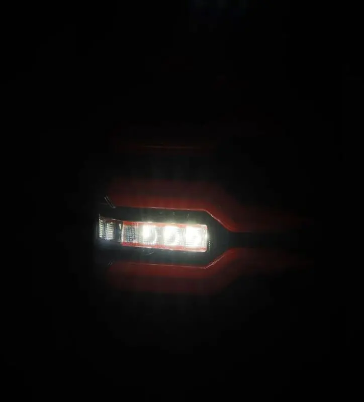 Alpharex 99-06 Chevrolet Silverado/99-06 Gmc Sierra Luxx-Series Led Tail Lights - Black/Red 2