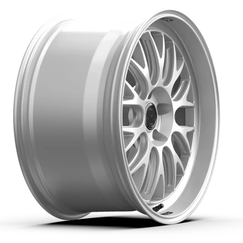 Fifteen52 Holeshot Rsr 20X11 5X120 43Mm Et 72.56Mm Center Bore Radiant Silver 1