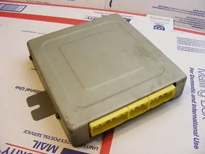 96 Geo Tracker Suzuki Sidekick Ecu Computer 33920 78E21 1