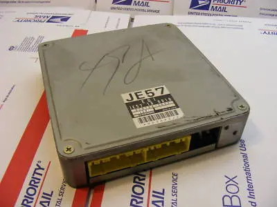 92-93 Mazda Mpv Van Ecm Engine Ecu Je57 18 881B 1