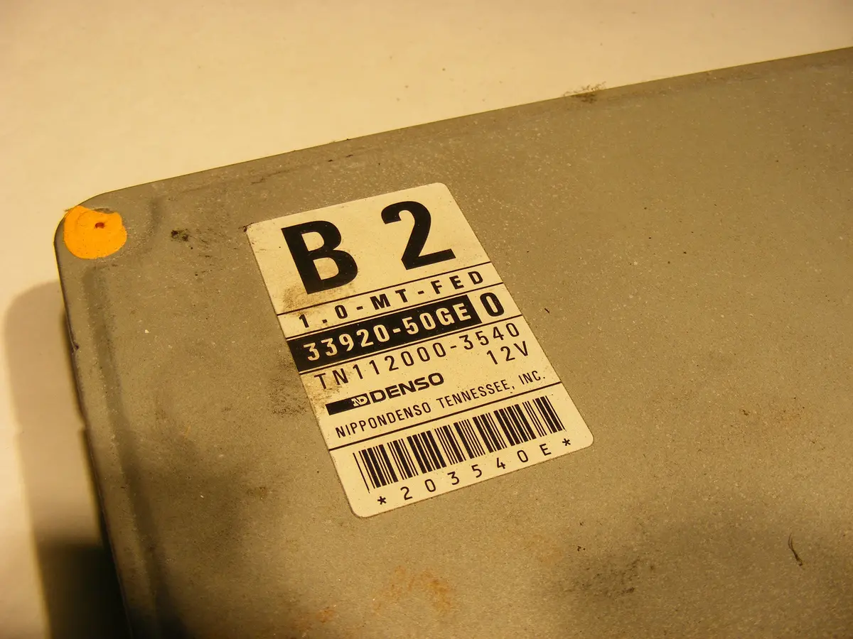 96 Geo Metro Suzuki Swift B2 Ecu Ecm Computer 3 Cyl 33920 50Ge0 1.0 Mt Fed 1