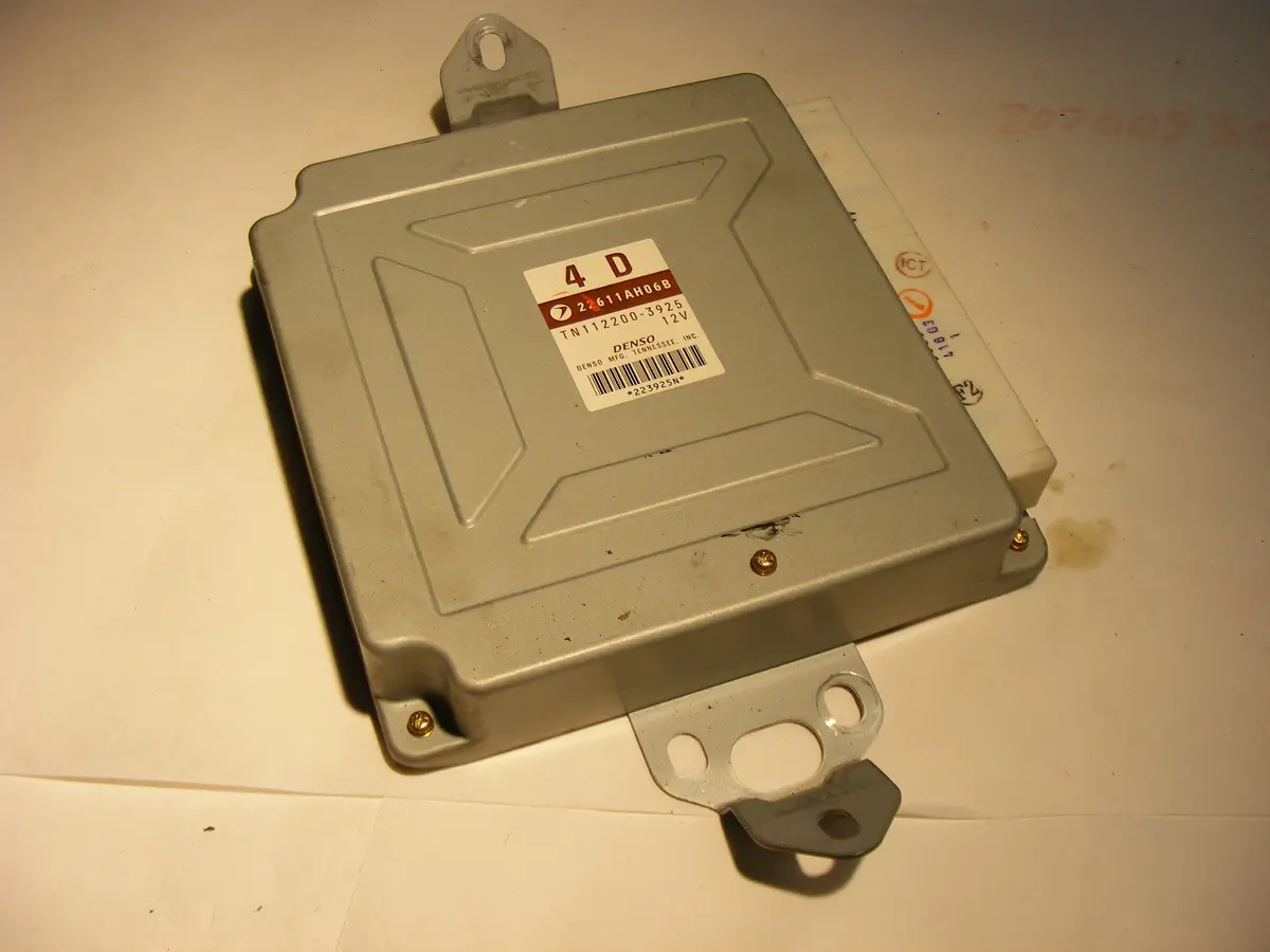 03-04 Subaru Legacy Outback H6 3.0 Ecu Ecm 22611Ah06b Engine Computer 1
