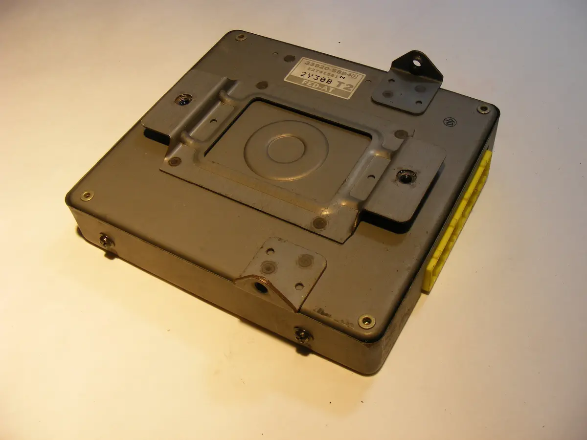 Geo Tracker Suzuki Sidekick 92-93-94 At Ecu Ecm Engine Computer 33920 58B40 E2t41581 1