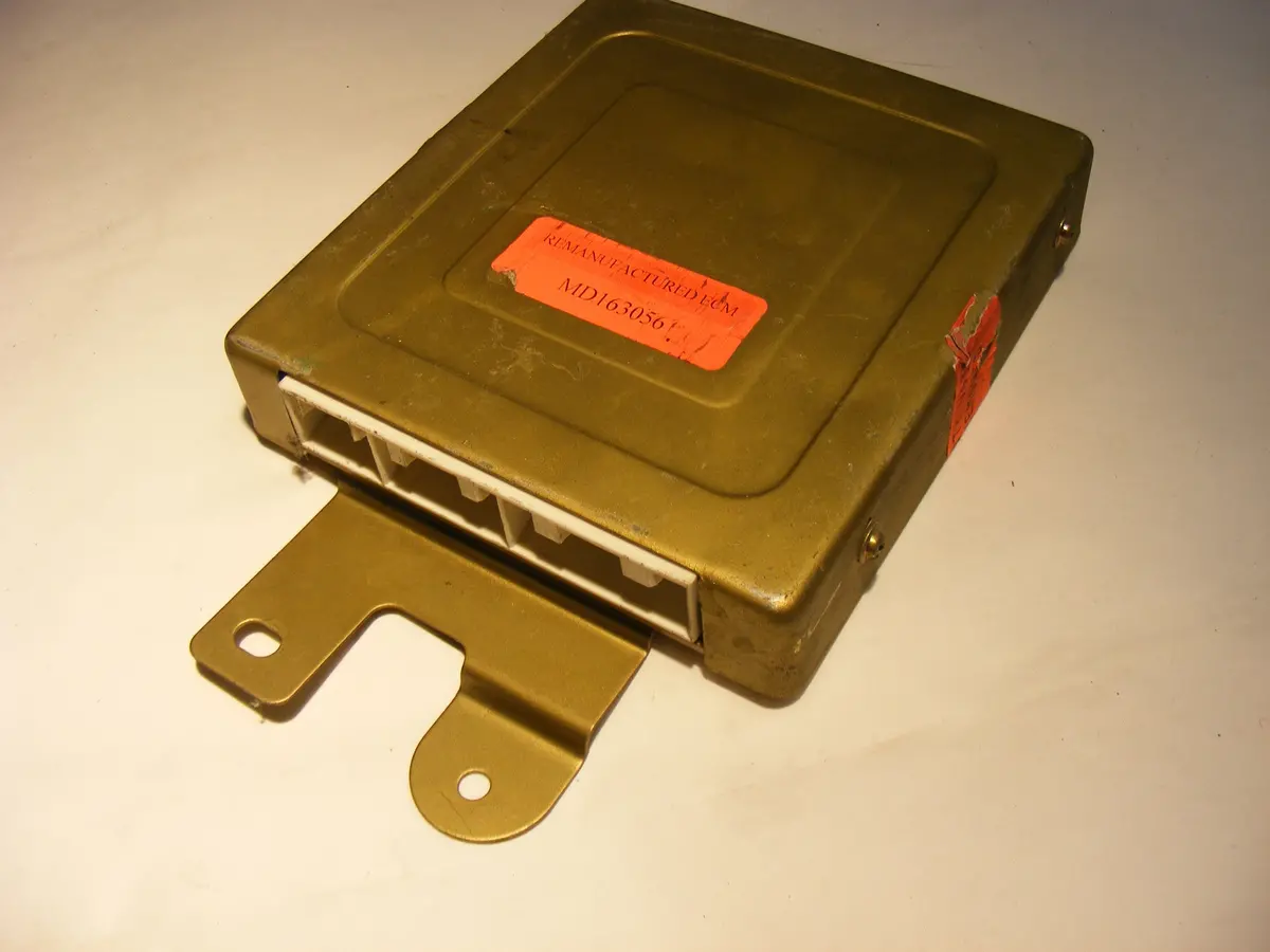 Reman Mitsubishi Mighty Max / Dodge D-50 Pickup Truck 91 92 93 Engine Ecu Ecm Computer Md163056 1