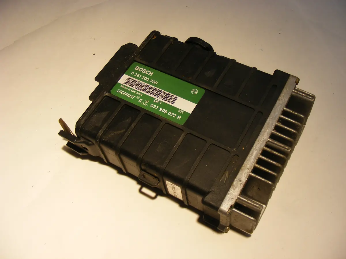 88 89 90 91 92 Vw Volkswagen Jetta Golf Bosch Control Unit Ecu Ecm Engine Computer 037906022R 0261200308 1