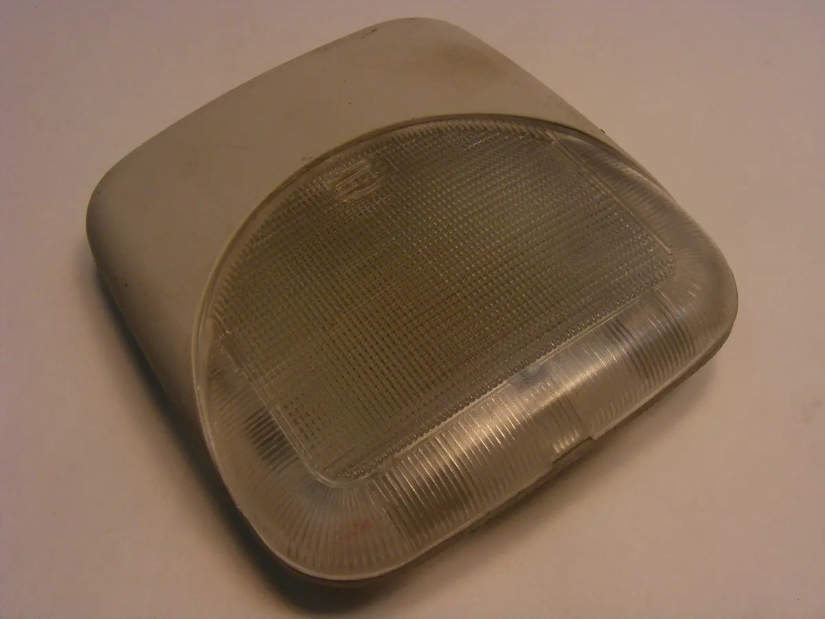 Saab Classic 900 Turbo Spg Center Console Dome Light 4090239 Rare! 1
