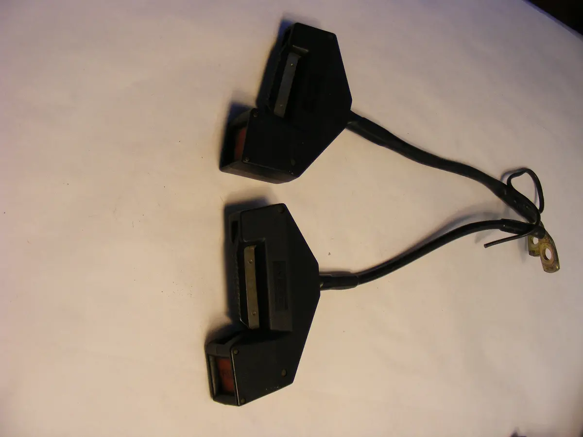 Saab 99 Turbo 1978 Seat Belt Receiver Clips 1
