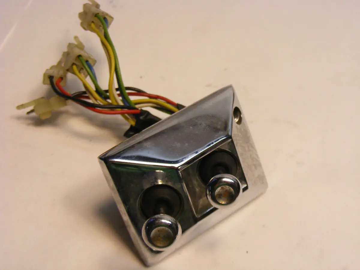 Jaguar Xjs V12 Convertible Power Mirror Switch Set For Sale! 1