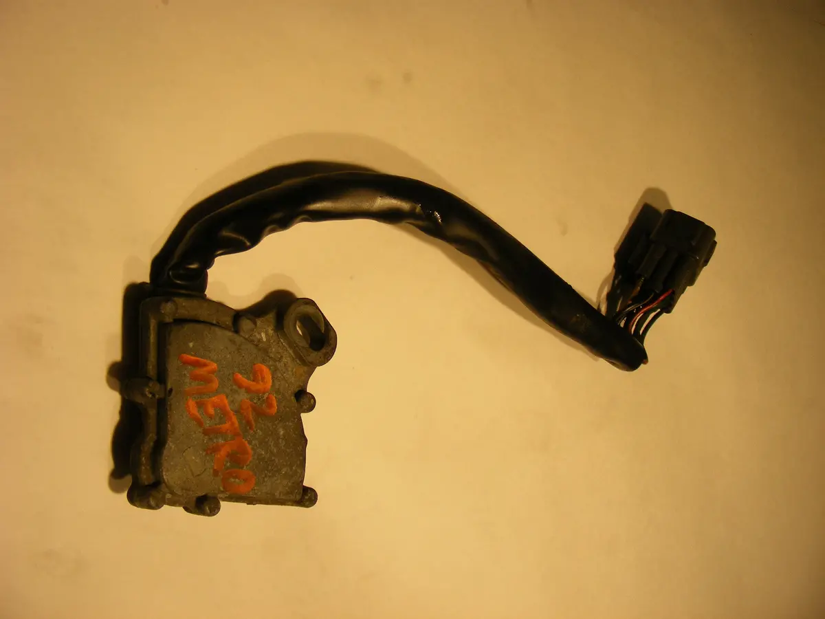 Geo Metro / Suzuki Swift 91 92 93 Ns243 Neutral Safety Switch Automatic Transmission Range Position Switch Check Gearbox Light Fix 1