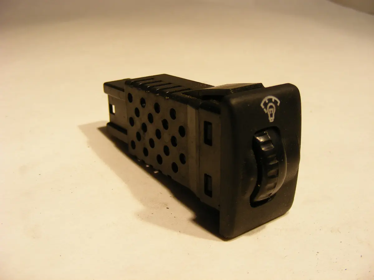 Suzuki Esteem Dash Board Light Dimmer Rheostat Switch For Lighting 1