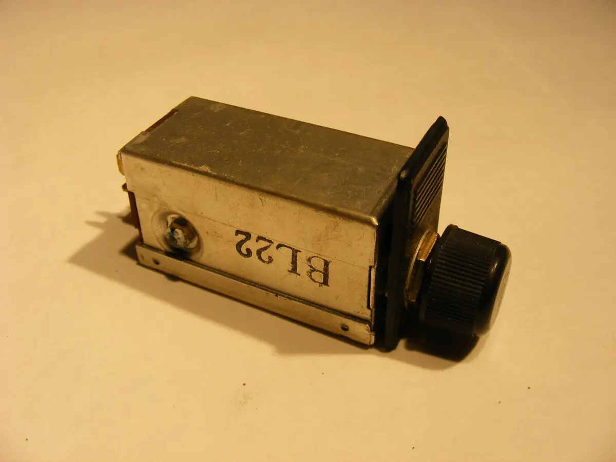 Geo Metro Tracker Suzuki Sidekick Dash Board Light Dimmer Rheostat Switch For Dash Lighting 2