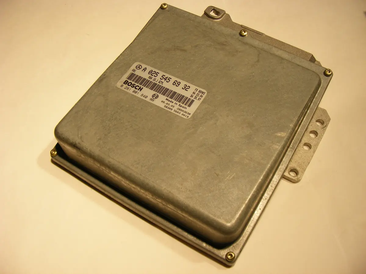 1996 1997 Mercedes Benz E300 Diesel Electronic Ecu Ecm A 025 545 69 32 E300d 0175459332 1