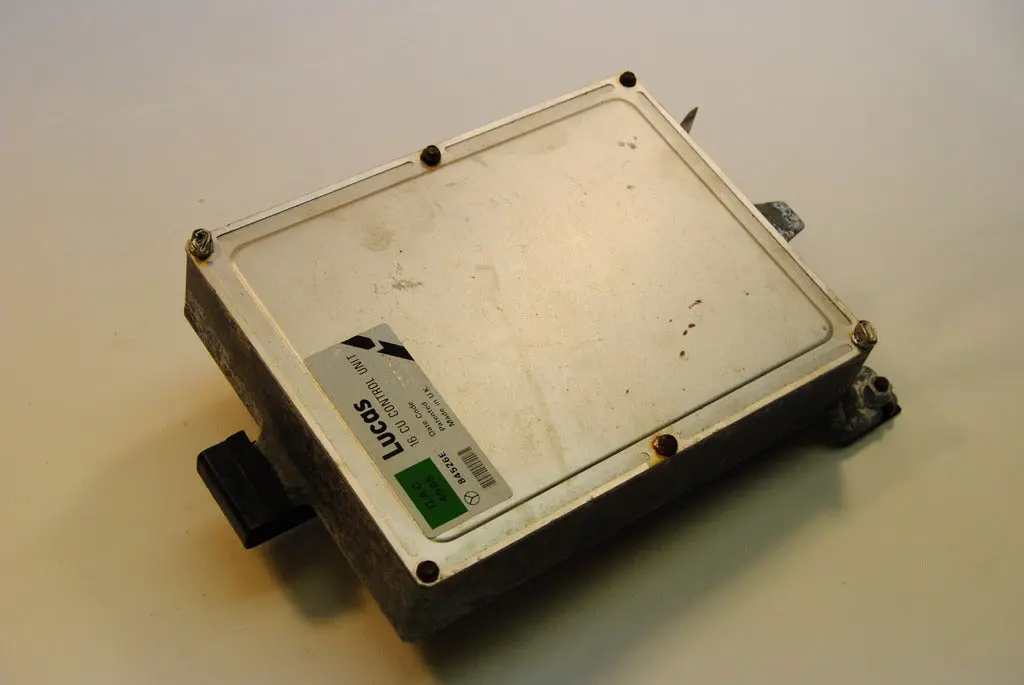 Jaguar Xjs He V12 Ecu Ecm Lucas Engine Computer 84526E  Dac4585 16Cu Control Unit 1