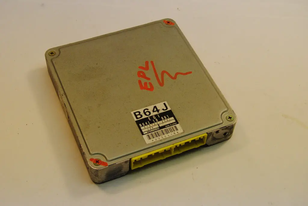 Mazda Miata At Computer 90 91 92 93 Engine Ecu B64j 18 881 1
