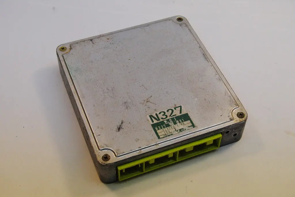 Mazda Rx7 87-88 Engine Computer Ecm Ecu N327 18 881 1