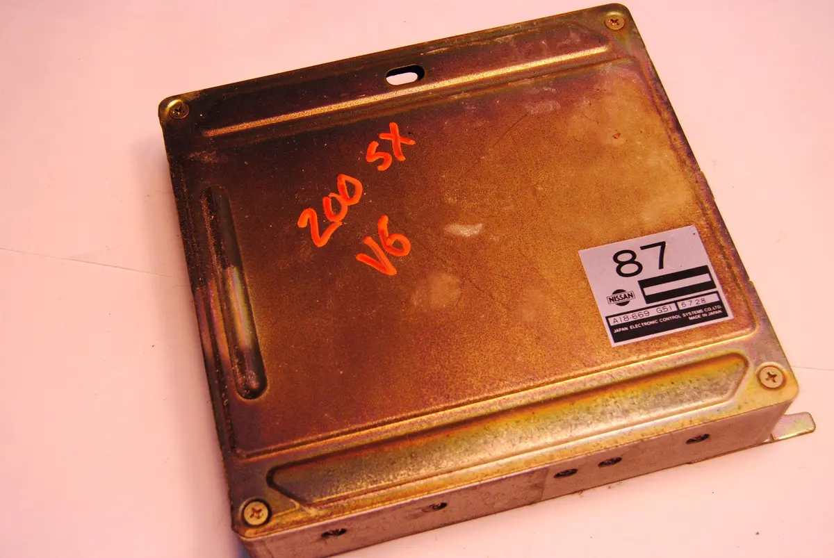 Nissan 200Sx V6 1987 Engine Computer Ecu Ecm A18 669 G51 1