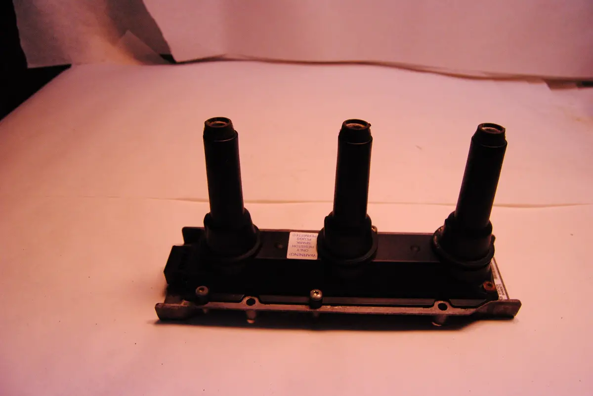 One Saab 9-5 V6 Turbo 55561133 Direct Ignition Cassette Coil Pack 99 00 01 02 03 2