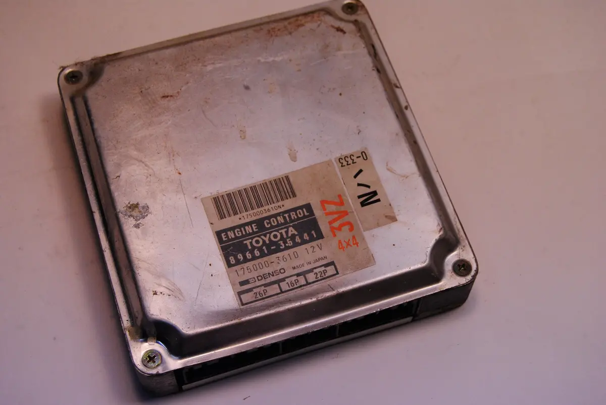 90 Toyota Pickup 4Runner 3Vz Computer Ecu Ecm 89661 35441 1