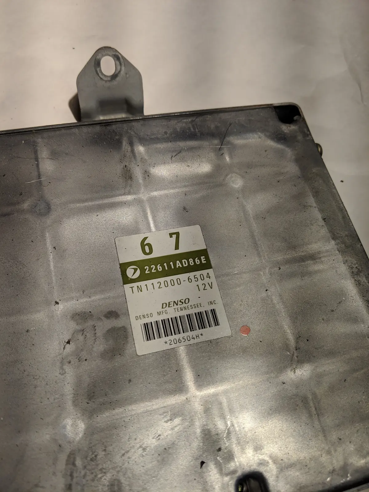 00-01 Subaru Legacy 2.5 Mt Ecu Ecm Engine Control Unit Computer 22611 Ad86e Tn112000-6504 / 67 1