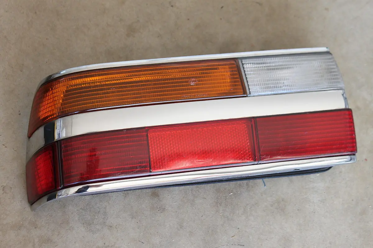 Bmw 5 Series E28 528E 535I 524Td Sedan Oem Hella Original Equipment Left Driver Tail Light Assembly 82 83 84 85 86 87 88 1