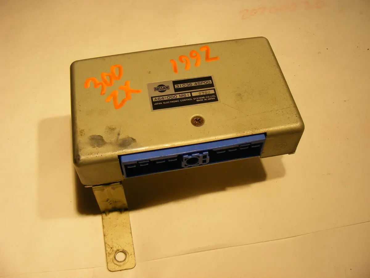 92 93 Nissan 300Zx Automatic Transmission Control Unit Tcu Tcm A64 000 M61 / 31036 45P00 1