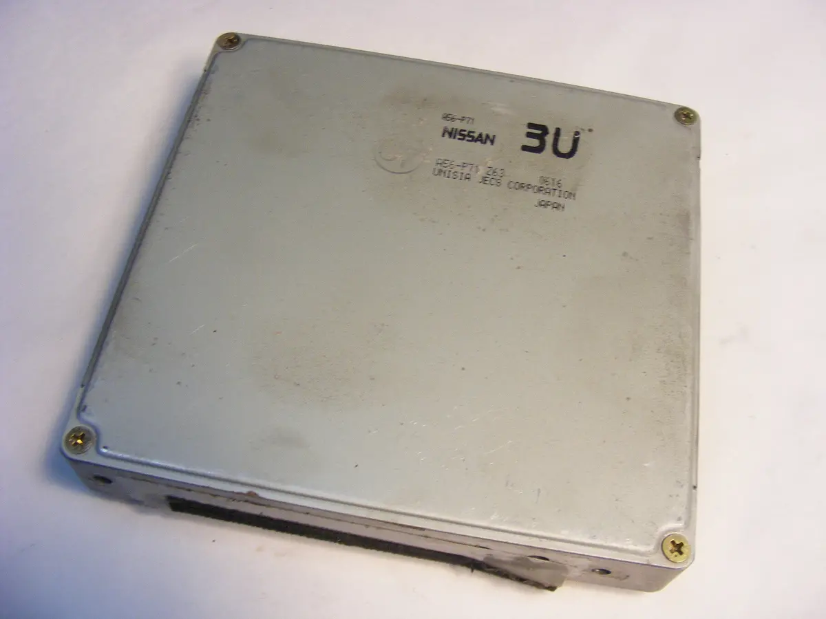 Nissan Maxima Infiniti I30 00 01 At Engine Ecu Ecm Computer A56 P71 Z63 1