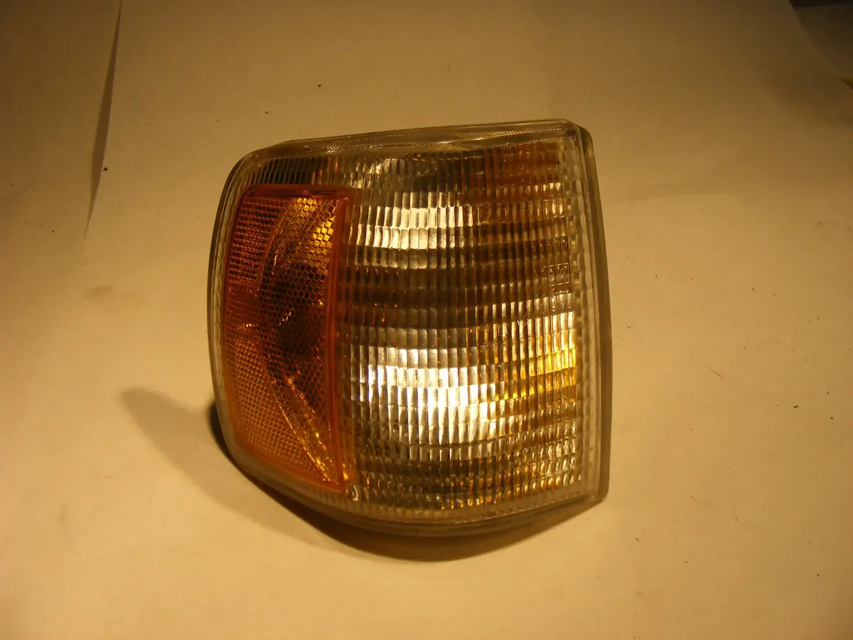 1991 1992 1993 Vw Fox Oem Cibie Turn Signal Light Lamp Assembly Rh Passenger Side 1