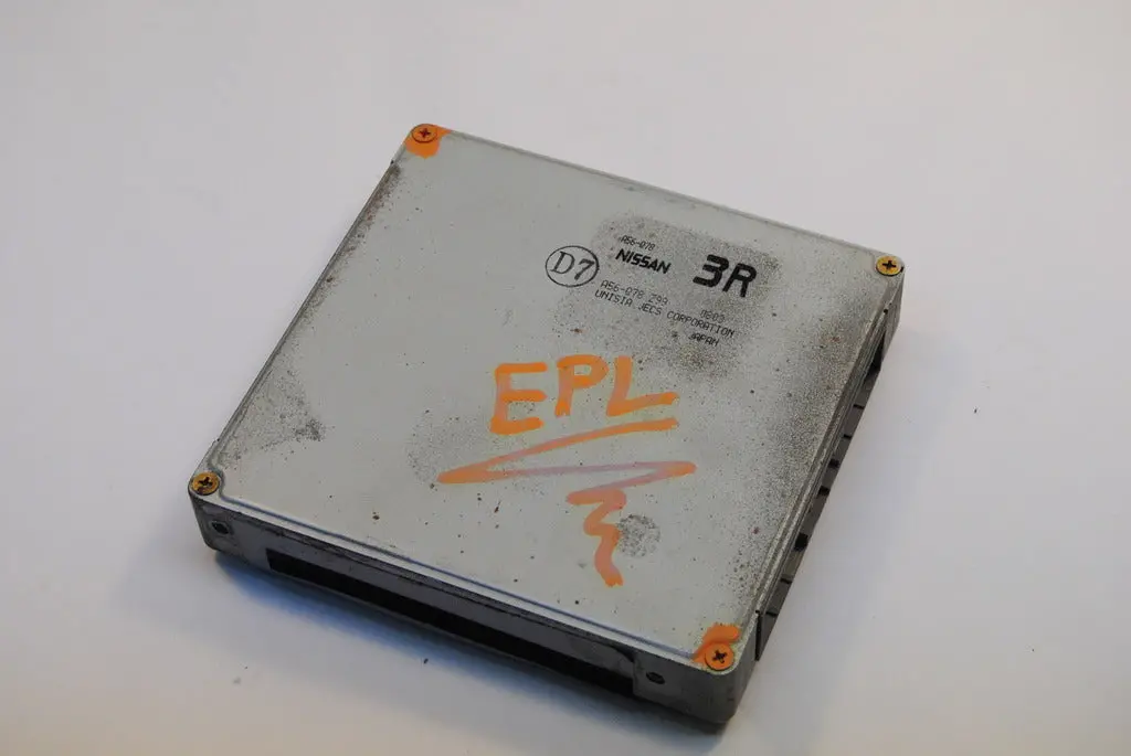 Infiniti I30 / Nissan Maxima 2000 2001 2002 Computer 5 Speed Mt Ecm Ecu A56 Q78 Z99 1