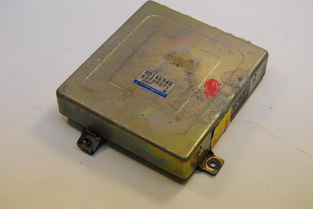 Mitsubishi Montero 90-91 3.0 V6 Ecu Ecm Engine Control Computer Md146946 1