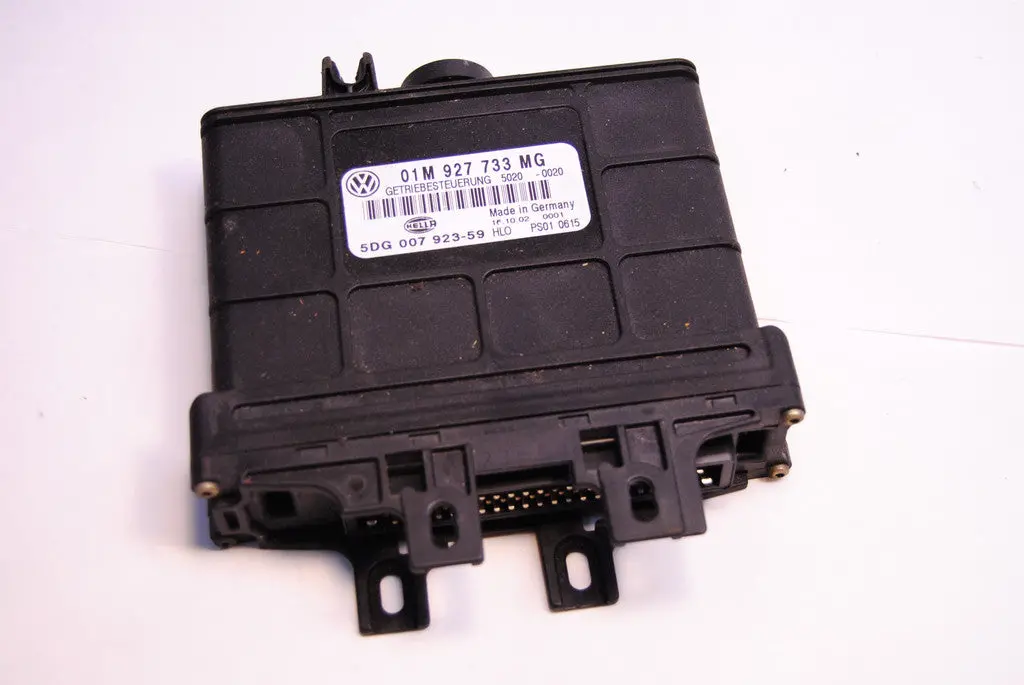 02 03 04 05 Jetta Golf Beetle Control Tcm 01M927733mg Transmission Control Module 1