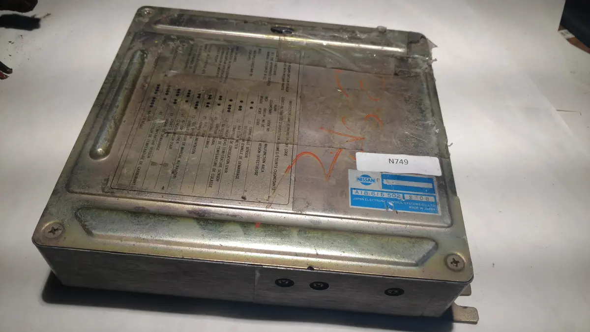 1984-85 Nissan 300Zx Computer Ecu 28 A18 615 502 A18615502 1
